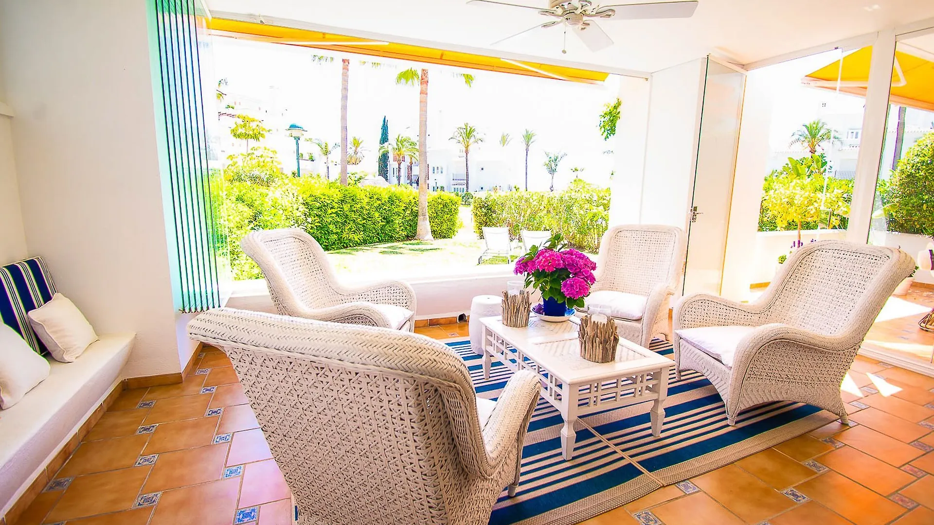 Daire Oleholidays Apartamento Palm Beach 6 Marbella